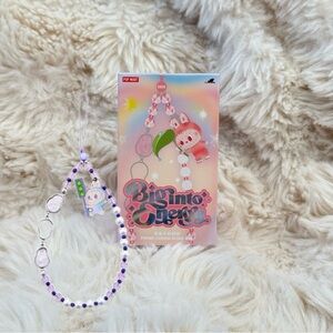 BRAND NEW THE MONSTERS Big into Energy Series-Phone Charm Blind Box - Luck